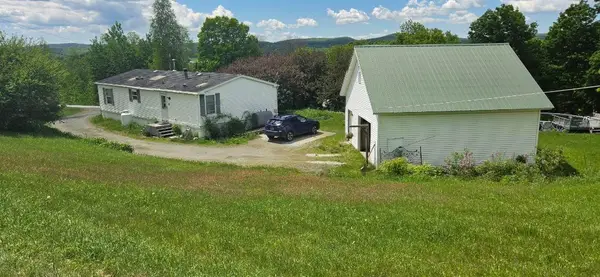 55 Green Avenue, Richford, VT 05476