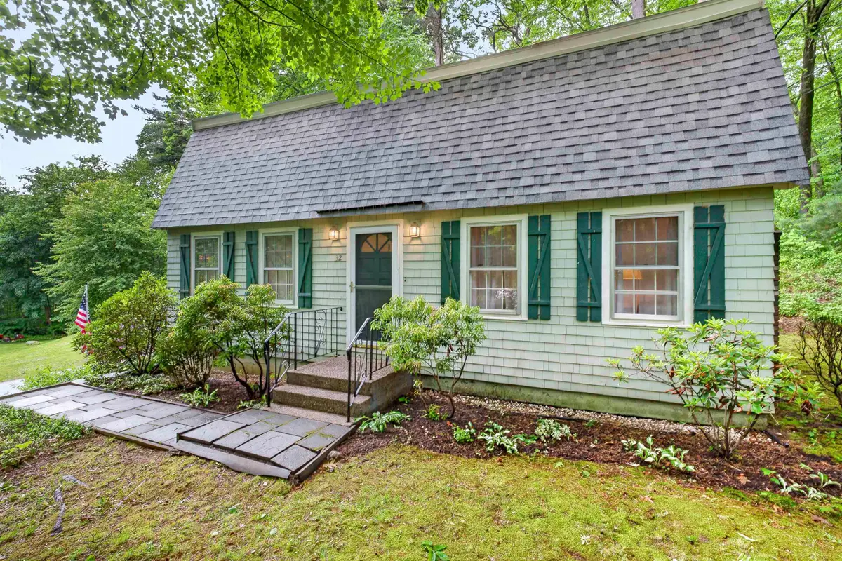 32 Lamson Drive, Merrimack, NH 03054 - #1