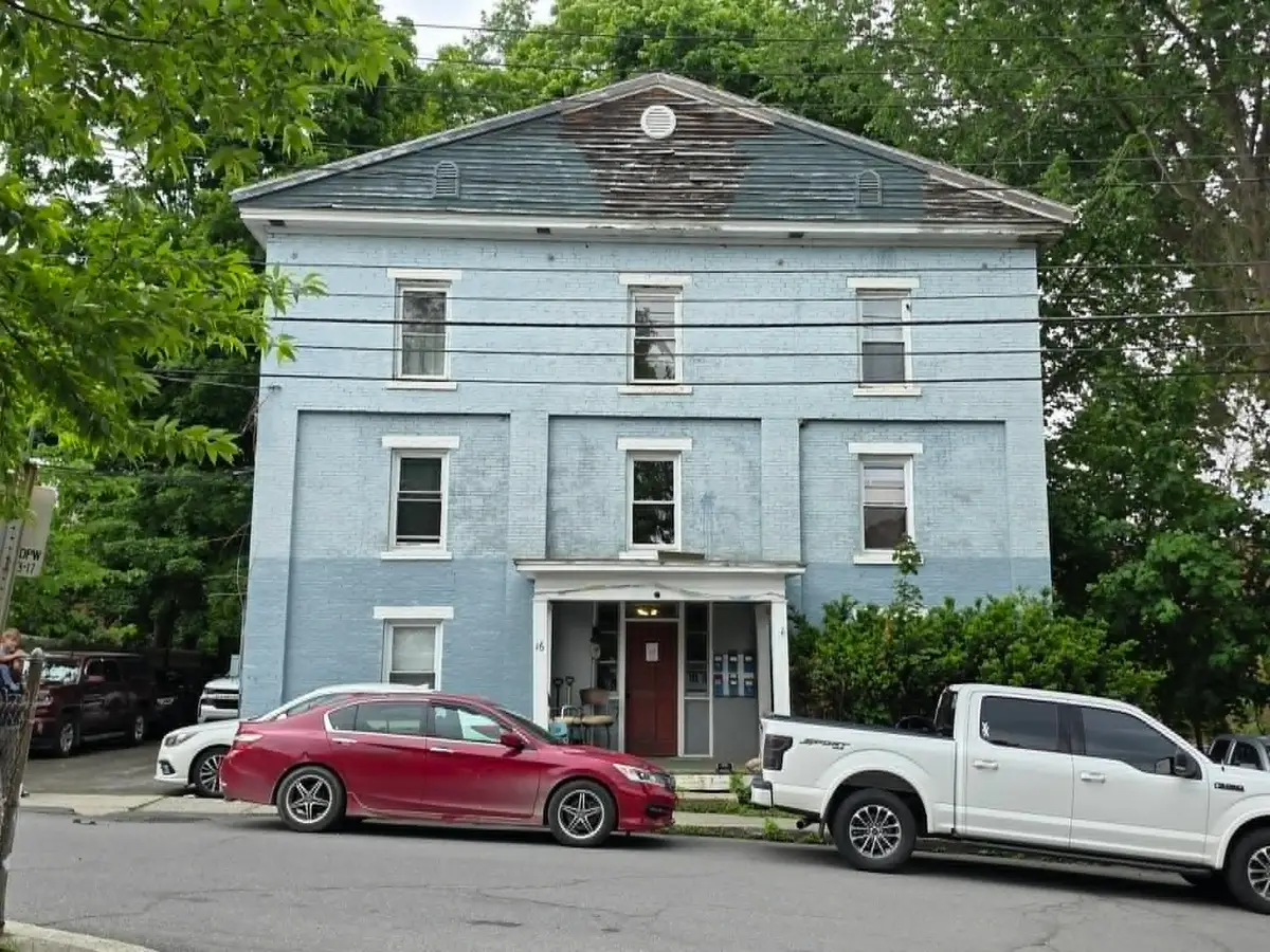 16 School Street, Brattleboro, VT 05301 - #1