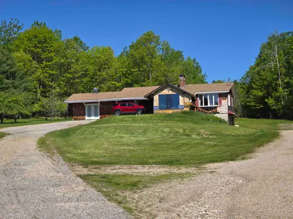 2535 Lovell Lake Road, Wakefield, NH 03872