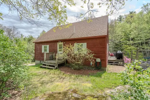 348 North Road, Deerfield, NH 03037
