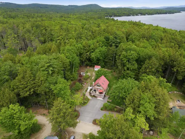 16 Hemlock Avenue, Sanbornton, NH 03269