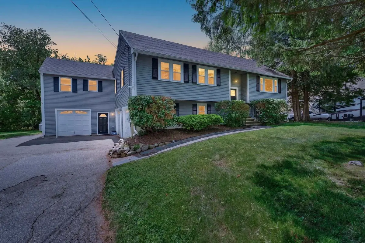 30 Amberwood Drive, Atkinson, NH 03811 - #1