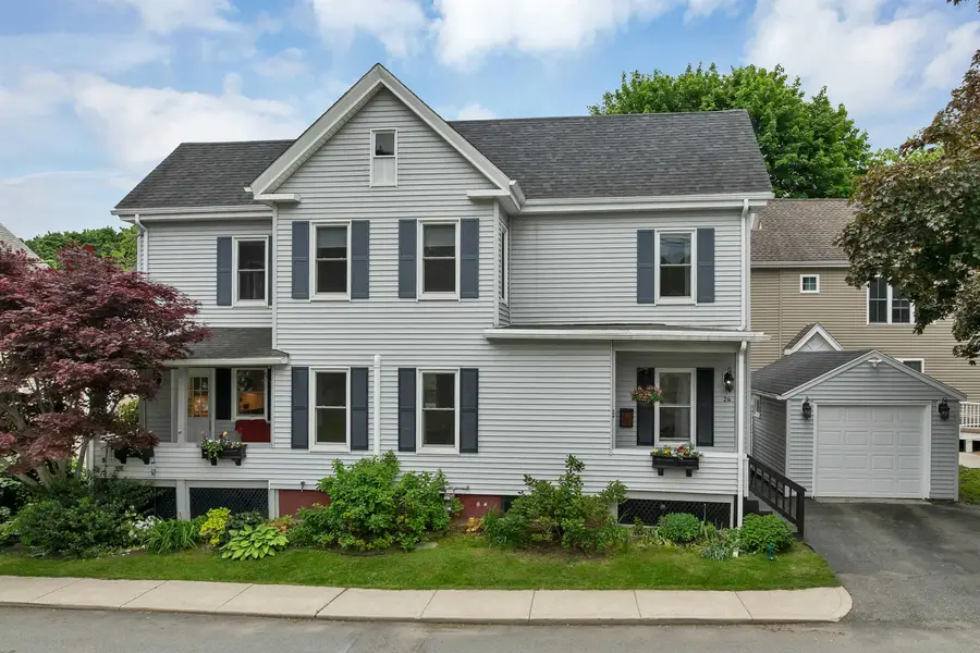 24 Chester Street, Amesbury, MA 01913 - #2