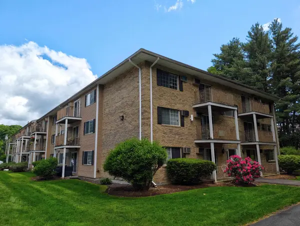 379 Huse Road #29, Manchester, NH 03103