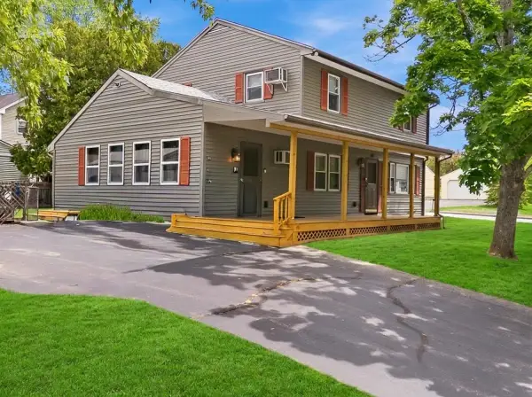 44 Sherwood Meadows Drive, Pembroke, NH 03275