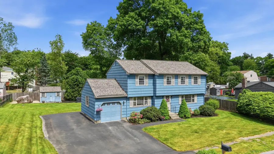 41 Nottingham Drive, Nashua, NH 03062 - #3