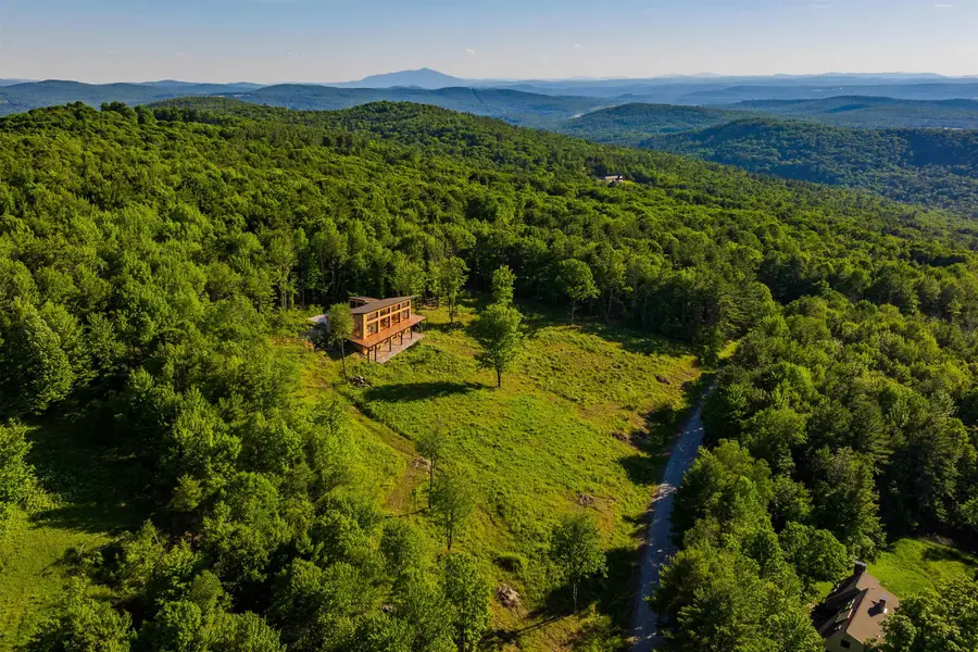 8 Gates Road, Hanover, NH 03755 - #2