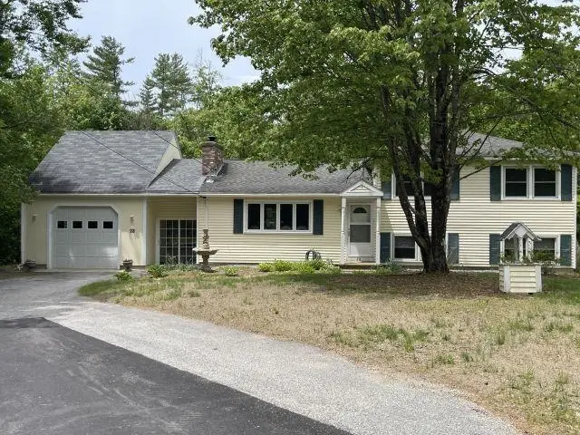 28 Westwood Drive, Henniker, NH 03242 - #1