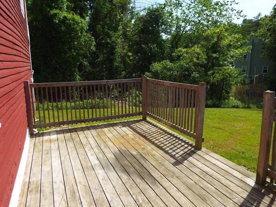 93  Gulf Road, Derry, NH 03038 - #3