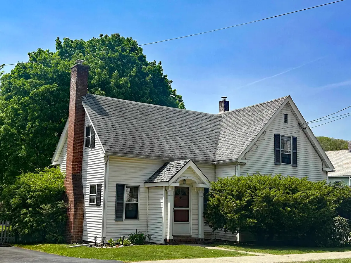 36 Green Street, Rockingham, VT 05101 - #1