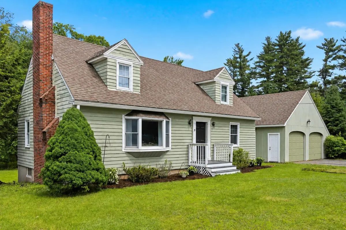31 Westwood Circle, Dover, NH 03820 - #1
