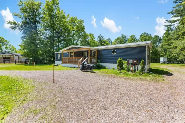 704 Bean Road, Colchester, VT 05464
