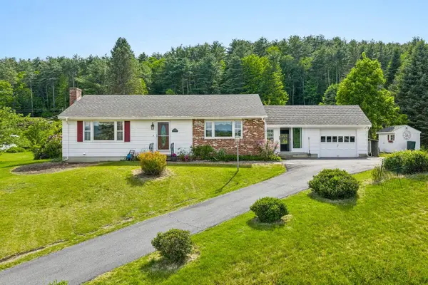 21 Chase Circle, Center Harbor, NH 03226