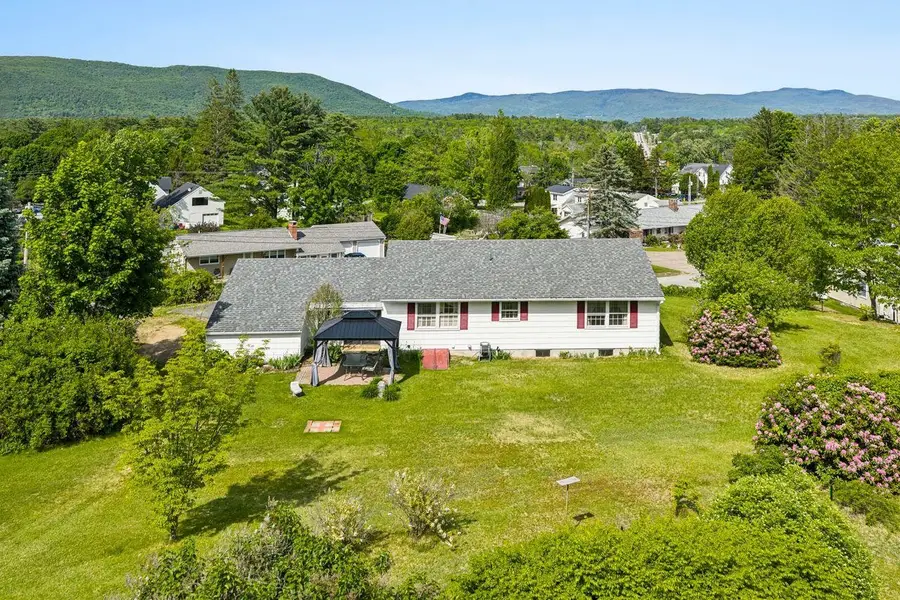 21 Chase Circle, Center Harbor, NH 03226 - #2