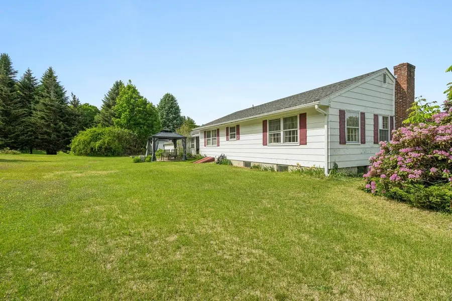 21 Chase Circle, Center Harbor, NH 03226 - #3