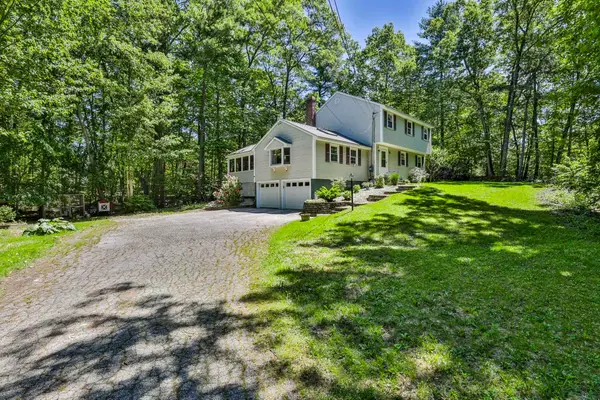 198 Wash Pond Road, Hampstead, NH 03841