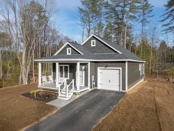 2 Debbie Lane, Amherst, NH 03031