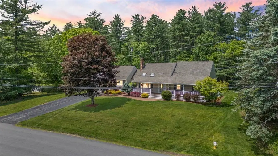 16 Locke Mill Drive, Litchfield, NH 03052 - #2