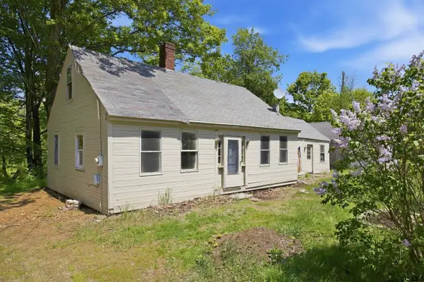 307 School Street, Rumney, NH 03266