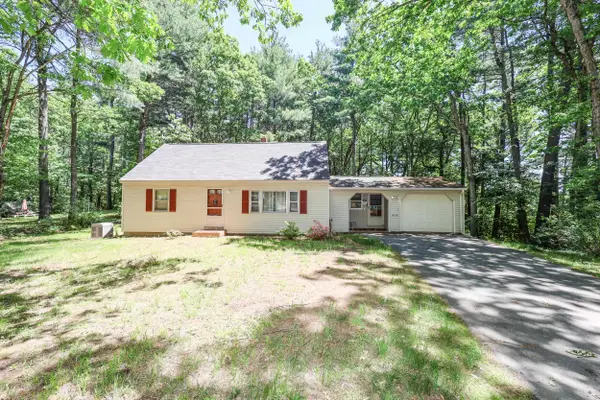 7 Bigwood Drive, Merrimack, NH 03054