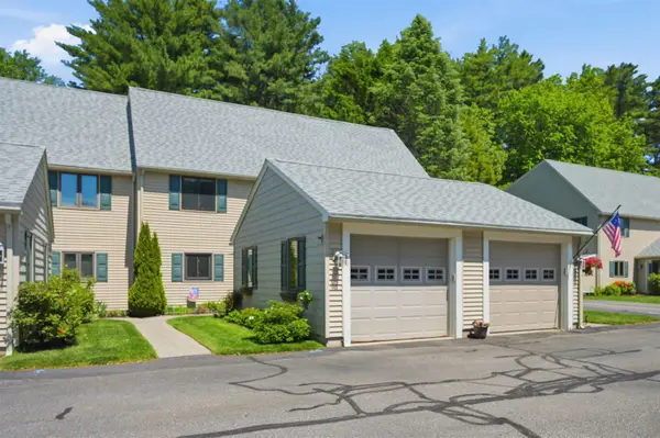 10 Hampton Towne Estate, Hampton, NH 03842