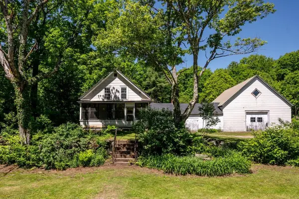 20 Maple Street, Barnstead, NH 03225