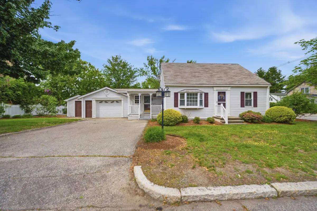 220 Norfolk Street, Manchester, NH 03103 - #1
