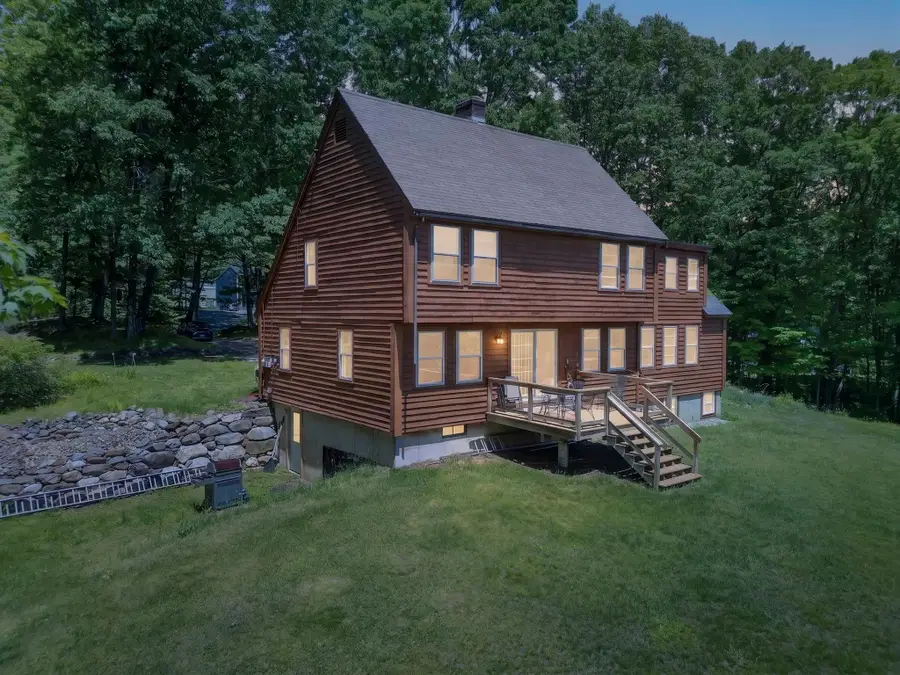 133 Hackett Hill Road, Hooksett, NH 03106 - #2