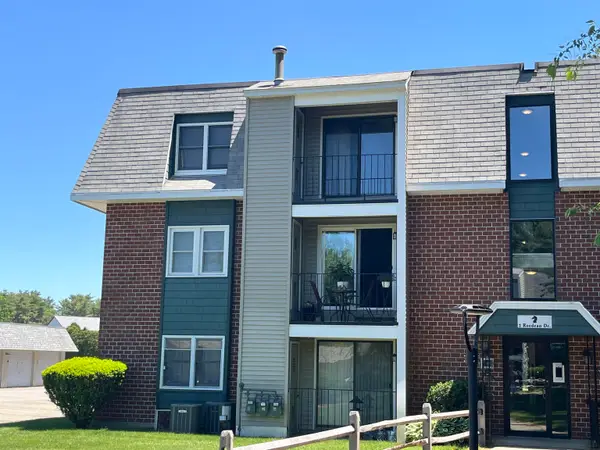 2 Roedean Drive #U-A301, Nashua, NH 03063