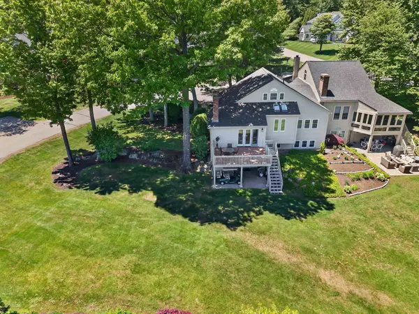 8B Crane Circle, Laconia, NH 03246
