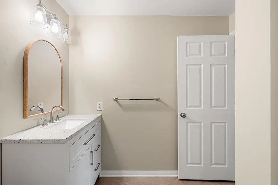 15 Blackstone Drive #1523, Nashua, NH 03063 - #3