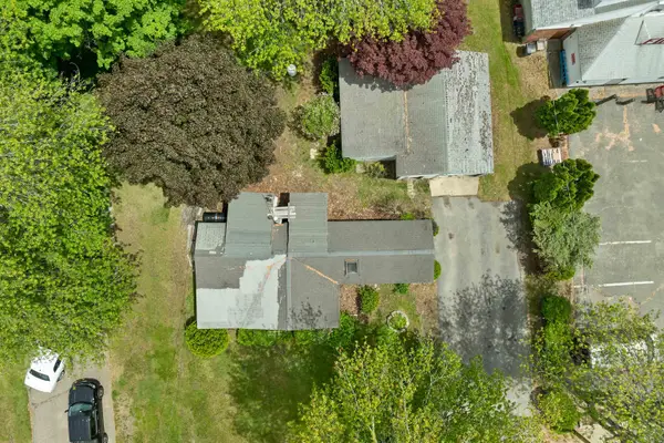 13 Elm Street, Epping, NH 03042