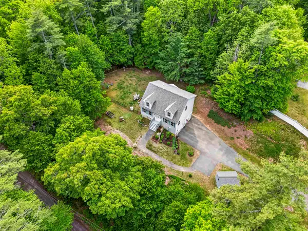 277 Parker Mountain Road, Barrington, NH 03825