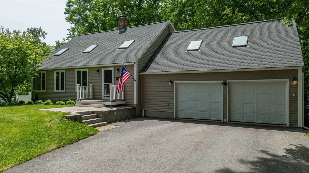 15 birnum woods Road, Stratham, NH 03885 - #1
