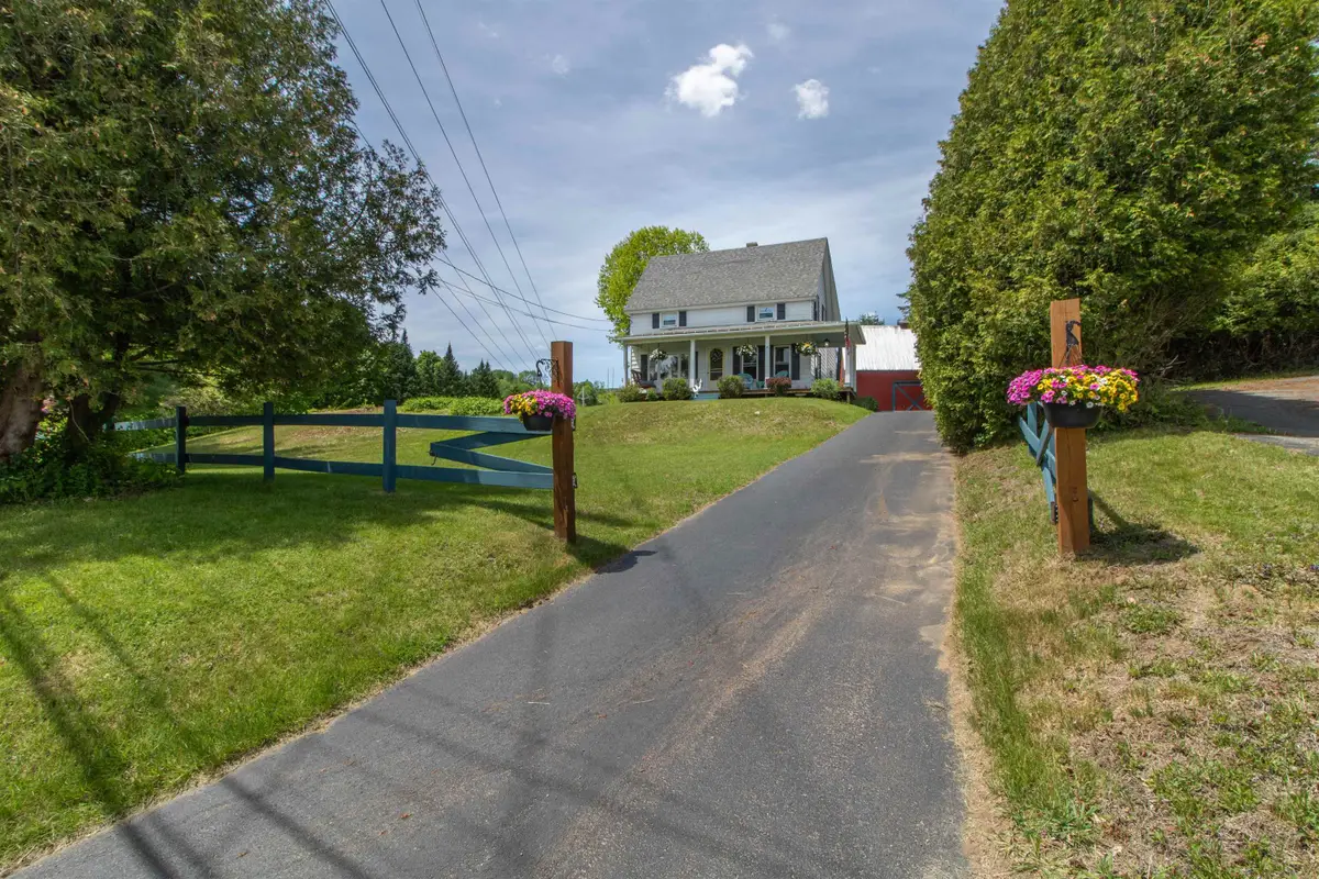 736 Pleasant Street, Newport, VT 05855 - #1