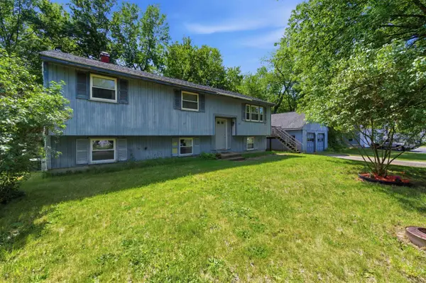 21 Greenfield Drive, Merrimack, NH 03054