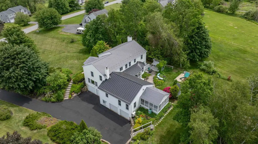 7 Longview Circle, Pelham, NH 03076 - #3