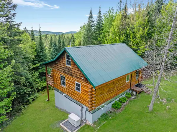 109 Cedar Lane, Stewartstown, NH 03576