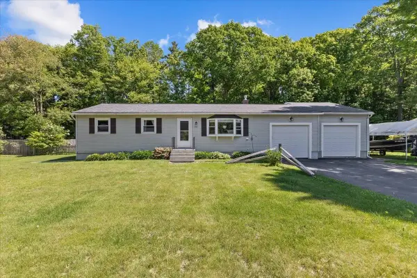 262 Belair Drive, Colchester, VT 05446