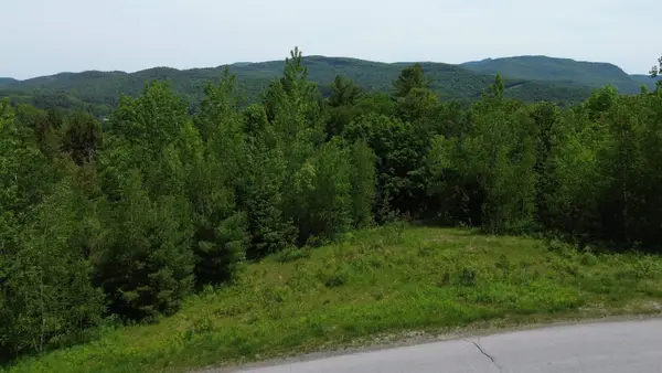 20 Appletree Lane, Richmond, VT 05477