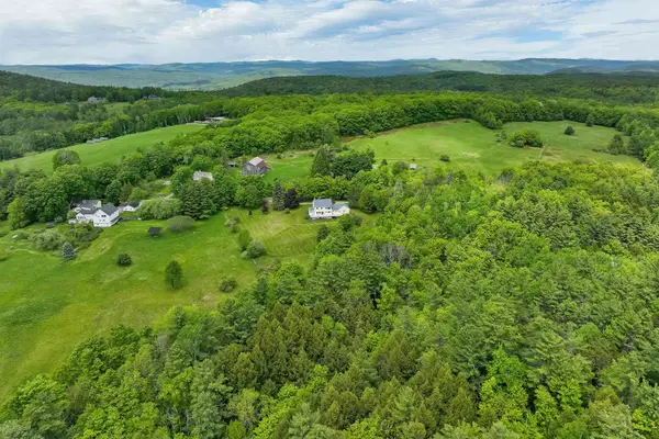 25 Wolfeboro Road, Hanover, NH 03750