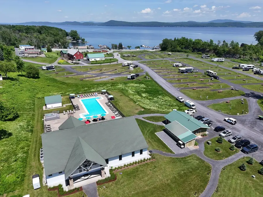 51 Island Circle, South Hero, VT 05486 - #3