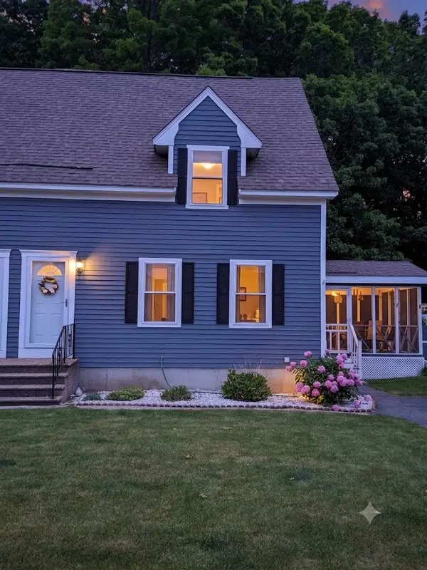 31 Tigertail Circle #R, Derry, NH 03038