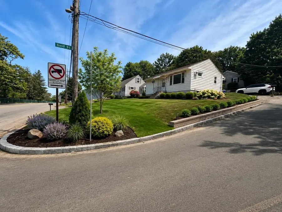 695 Calef Road, Manchester, NH 03103 - #3