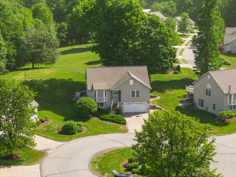 4 Orchard Lane, East Kingston, NH 03827 - #2