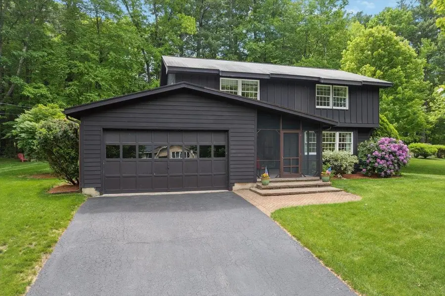 11 Parkhurst Drive, Hudson, NH 03051 - #3