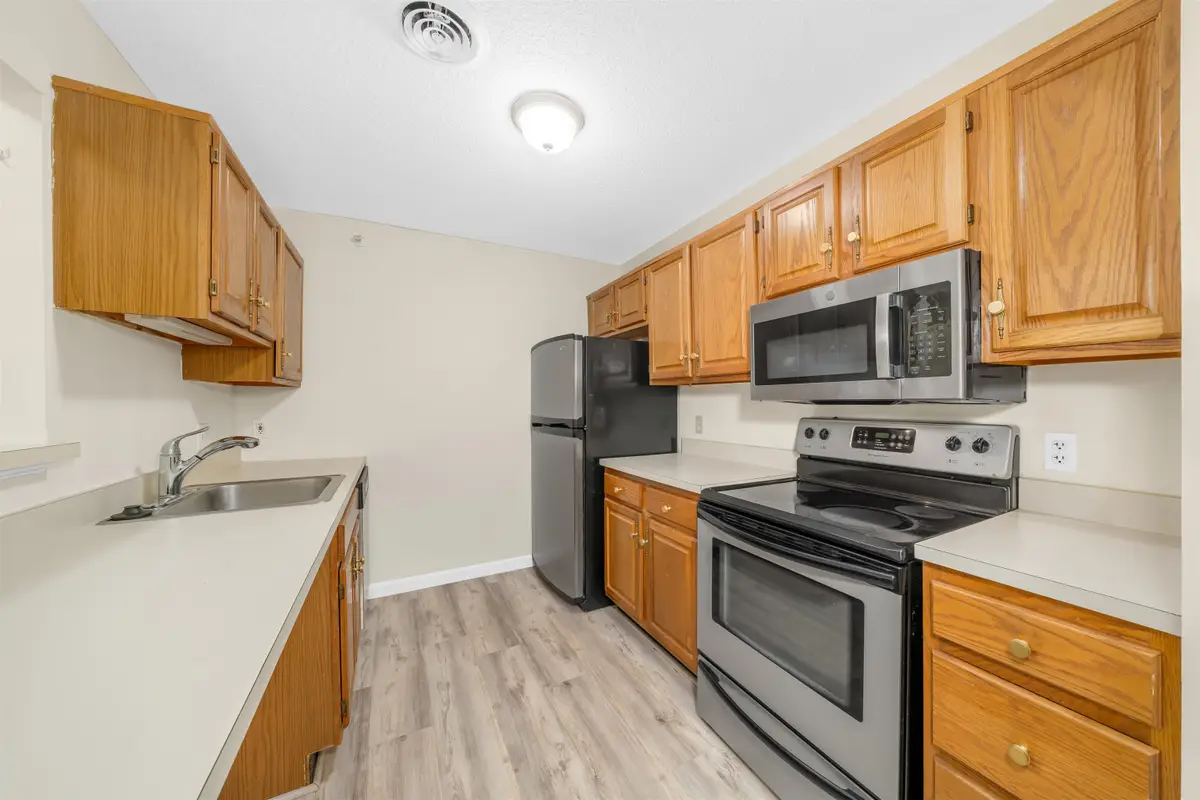 3 Bartemus Trail #202, Nashua, NH 03063 - #1