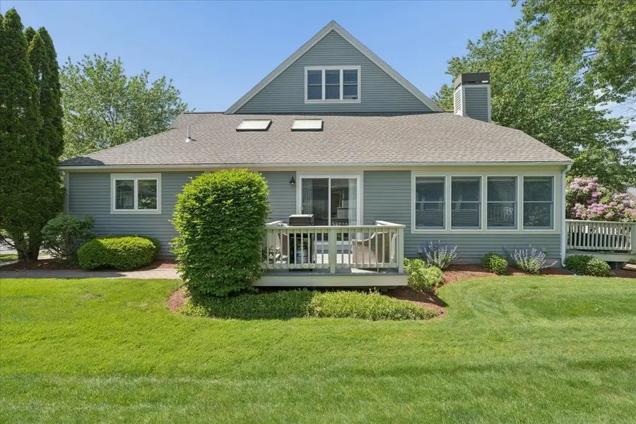 110 Hawthorne Village Road, Nashua, NH 03062 - #2