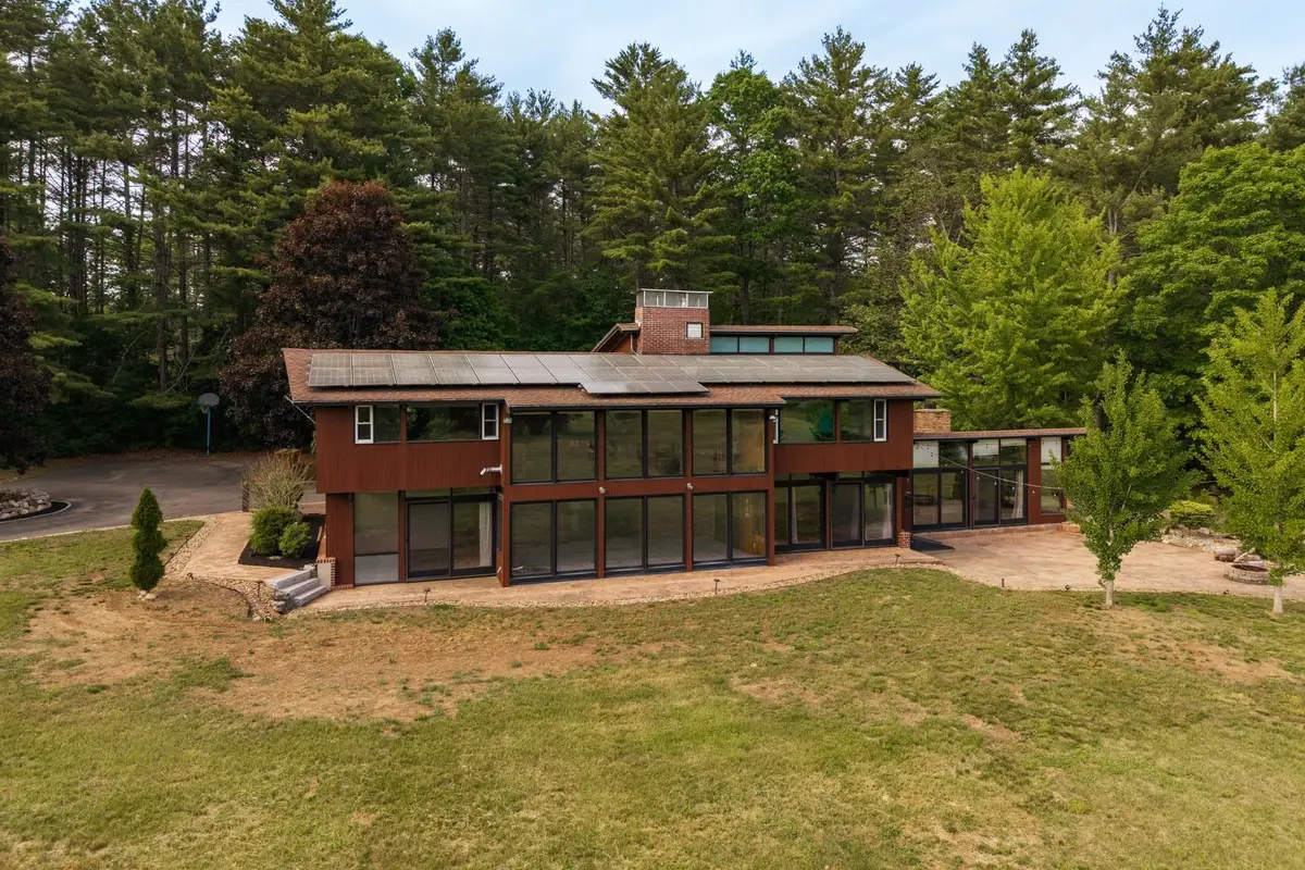 293 NORTH RIVER Road, Lee, NH 03861 - #1